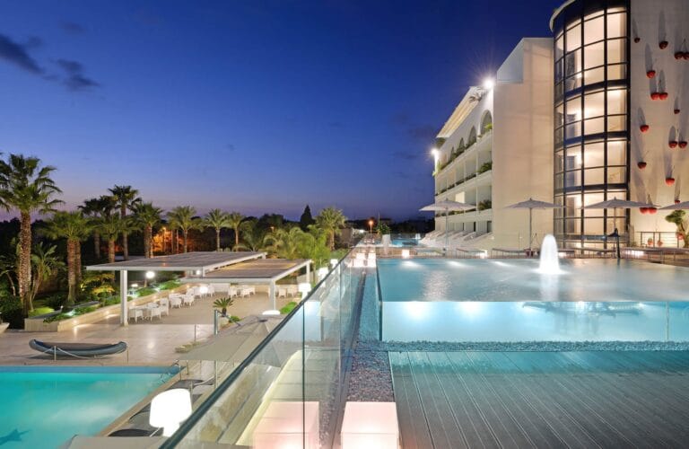 Ver Mec Hotel 2551 768x500